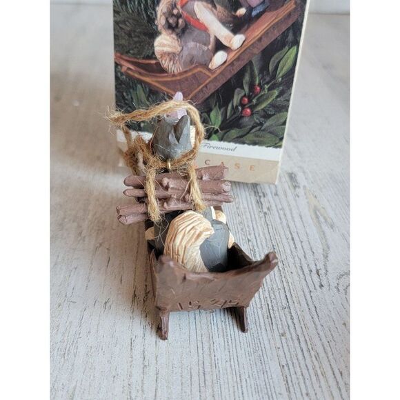 Hallmark 1995 fetching the firewood folk art ornament Xmas - Picture 6 of 7